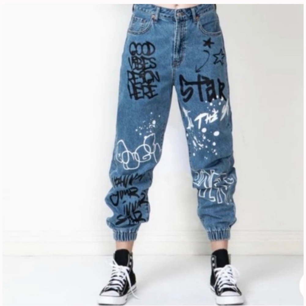 Graffiti Print Jeans Streetwear Joggers Y2K Edgy Statement Pants Size 11